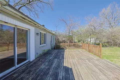 Exterior - 1536 Saint Clair Ave, Cincinnati, OH 45231 photo 3 of 9