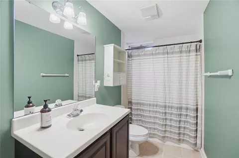 Bath - 398 Greystone Dr, Centerville, OH 45458 photo 7 of 8