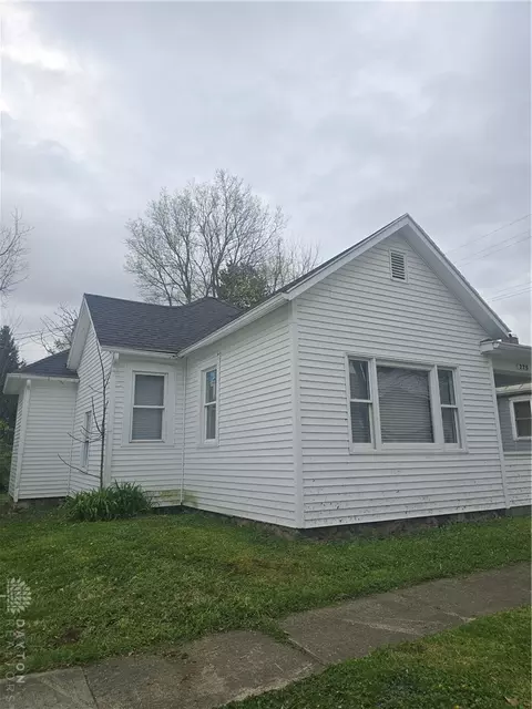 Exterior - 225 E Clay St, Sidney, OH 45365 photo 2 of 5