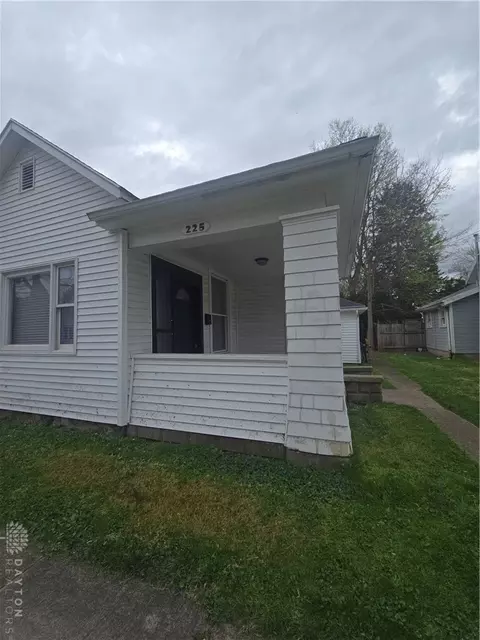 Exterior - 225 E Clay St, Sidney, OH 45365 photo 4 of 5