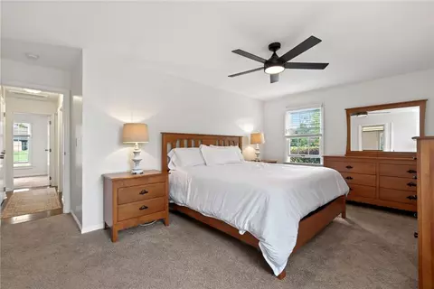 Bedroom - 1524 Lindenhurst Dr, Centerville, OH 45459 photo 4 of 7