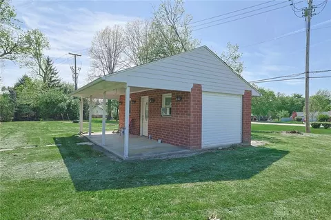 Exterior - 9117 Stephanie St, Centerville, OH 45458 photo 4 of 14