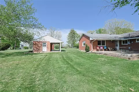 Exterior - 9117 Stephanie St, Centerville, OH 45458 photo 9 of 14