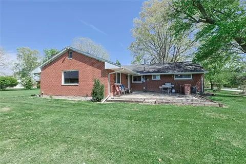 Exterior - 9117 Stephanie St, Centerville, OH 45458 photo 12 of 14