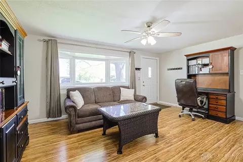 Living - 9117 Stephanie St, Centerville, OH 45458 photo 7 of 7