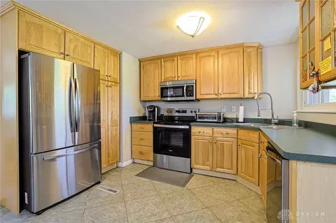 Kitchen - 9117 Stephanie St, Centerville, OH 45458 photo 1 of 4