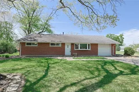 Exterior - 9117 Stephanie St, Centerville, OH 45458 photo 13 of 14