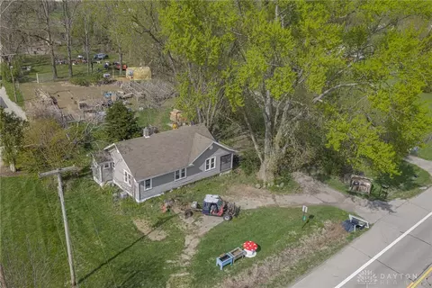 5654 W National Rd, Springfield, OH 45504