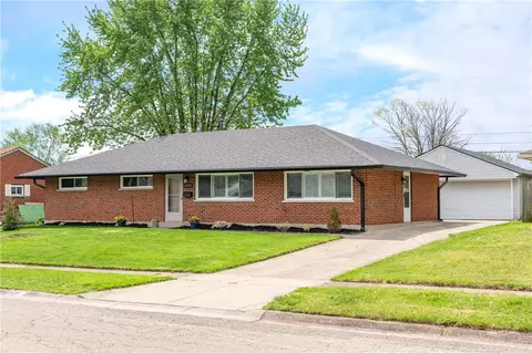 4390 Mahler Dr, Huber Heights, OH 45424