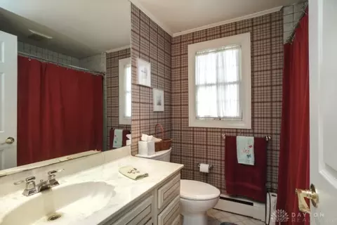 Bath - 3616 Cooper Rd, Cincinnati, OH 45241 photo 4 of 4