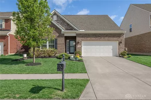 Exterior - 1644 Summit Creek Dr, Centerville, OH 45458 photo 7 of 7