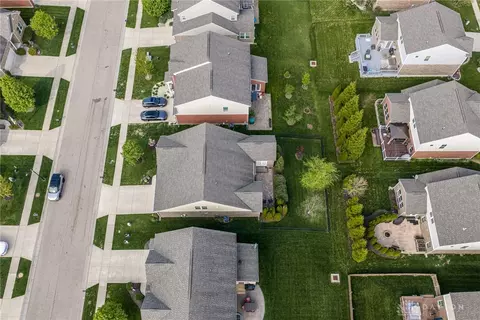 View/Area - 1644 Summit Creek Dr, Centerville, OH 45458 photo 3 of 4