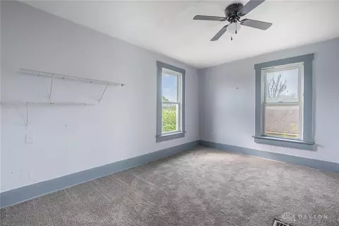 Bedroom - 2210 Larch St, Springfield, OH 45503 photo 2 of 7