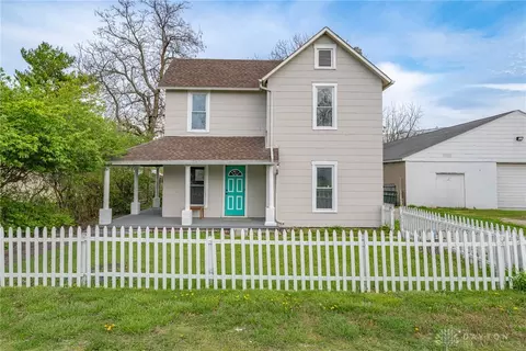 2210 Larch St, Springfield, OH 45503