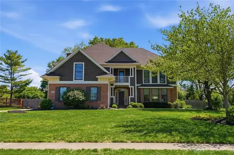 10348 Blackbirch Dr, Washington Township, OH 45458