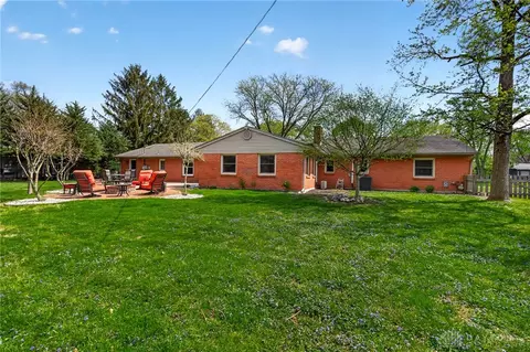 Exterior - 5583 Hugh Dr, Centerville, OH 45459 photo 5 of 8