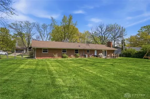 Exterior - 4623 Woodwell Dr, Kettering, OH 45440 photo 4 of 12
