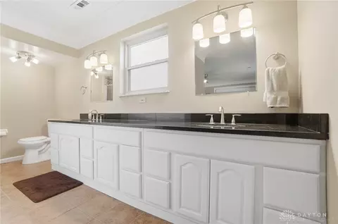 Bath - 4623 Woodwell Dr, Kettering, OH 45440 photo 1 of 6