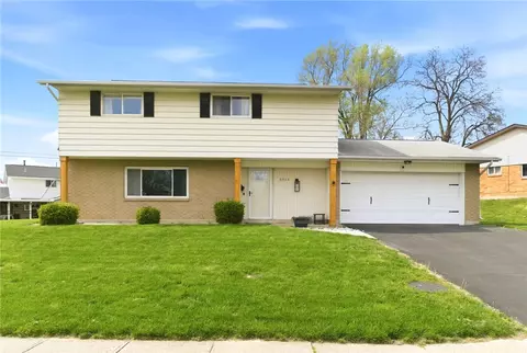 5515 Clagston Ct, Huber Heights, OH 45424