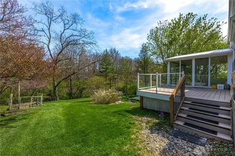 Exterior - 5642 Bluepine Dr, Cincinnati, OH 45247 photo 8 of 23
