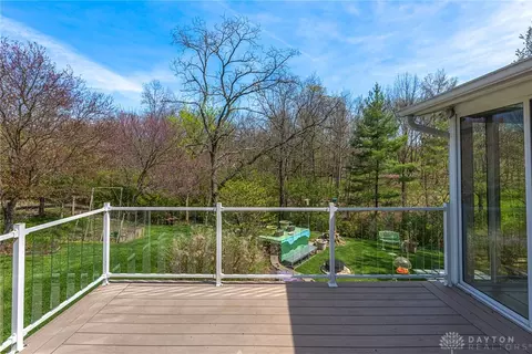 Exterior - 5642 Bluepine Dr, Cincinnati, OH 45247 photo 9 of 23