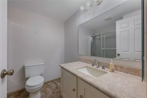 Bath - 5642 Bluepine Dr, Cincinnati, OH 45247 photo 3 of 3