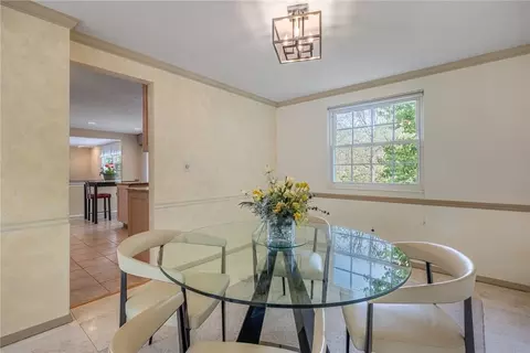 Dining - 5642 Bluepine Dr, Cincinnati, OH 45247 photo 2 of 2