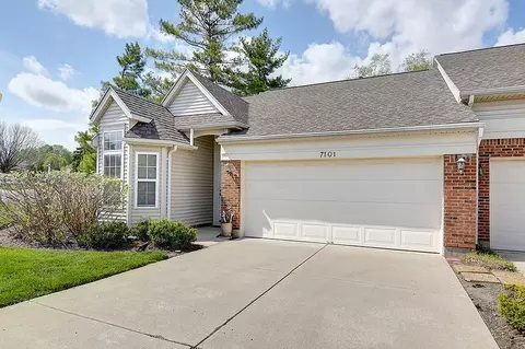 Exterior - 7101 Brookmeadow Dr, Centerville, OH 45459 photo 2 of 3