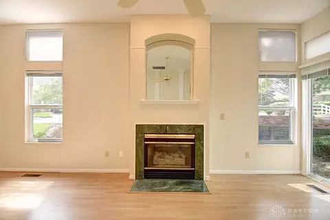 Living - 7101 Brookmeadow Dr, Centerville, OH 45459 photo 6 of 7