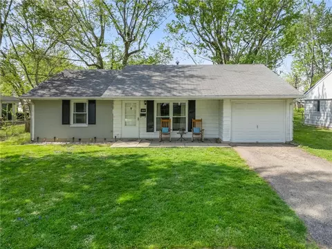1816 Atkinson Dr, Xenia, OH 45385