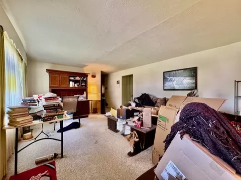 Living - 1617 Northgate Rd, Springfield, OH 45504 photo 2 of 13
