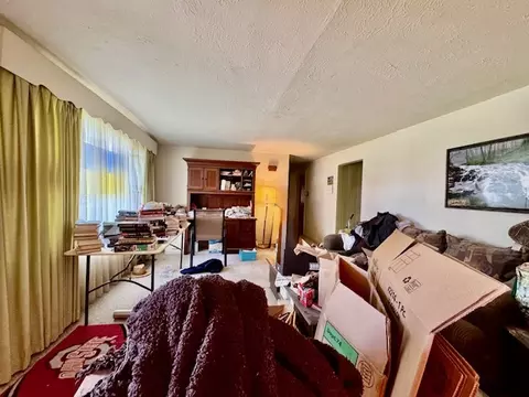 Living - 1617 Northgate Rd, Springfield, OH 45504 photo 4 of 13