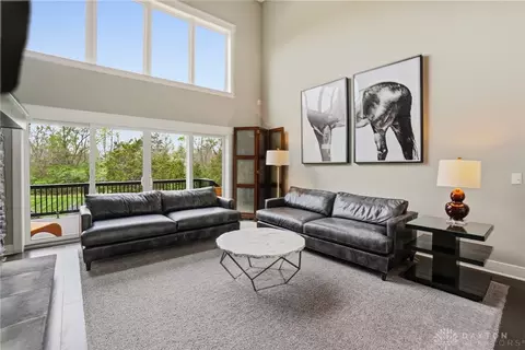 Living - 7117 State Route 48, Springboro, OH 45066 photo 2 of 10
