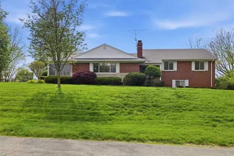 5791 Algoma St, Dayton, OH 45415