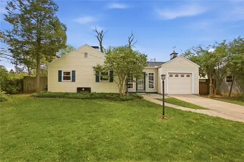 1734 Audubon Park Dr, Springfield, OH 45504