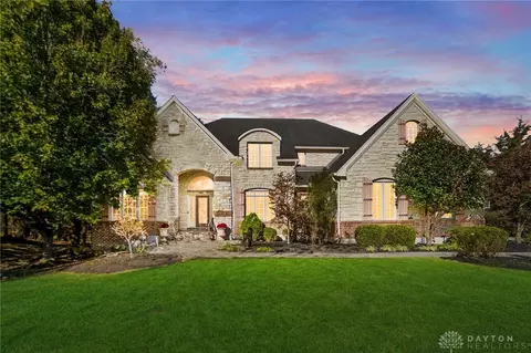 7491 Country Brook Ct, Springboro, OH 45066