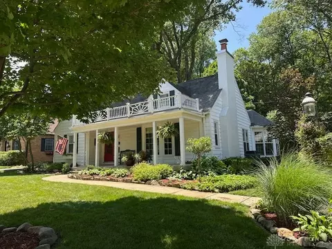 Exterior - 3945 Lenox Dr, Kettering, OH 45429 photo 13 of 16