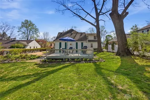 Exterior - 3945 Lenox Dr, Kettering, OH 45429 photo 9 of 16