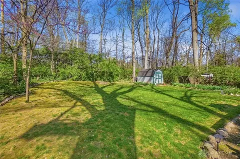 Exterior - 3945 Lenox Dr, Kettering, OH 45429 photo 11 of 16