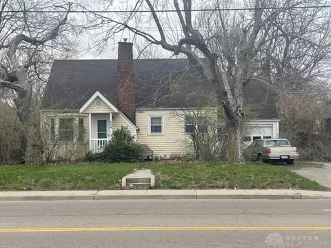 814 N Market St, Troy, OH 45373