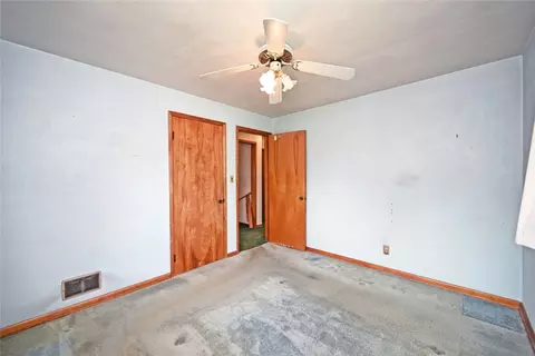Bedroom - 2812 Rushland Dr, Kettering, OH 45419 photo 5 of 8