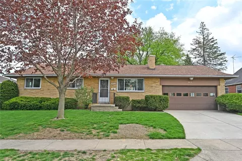 2812 Rushland Dr, Kettering, OH 45419