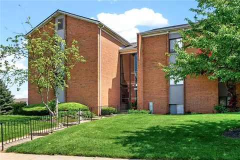 1000 Lookout Trl #C, West Carrollton, OH 45449