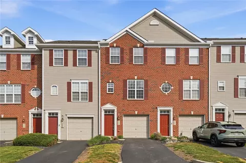 4324 Straight Arrow Rd, Beavercreek, OH 45430