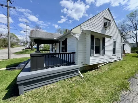 1701 W Jefferson St, Springfield, OH 45506 photo 4