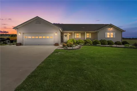 4685 Farmers Rd, Martinsville, OH 45146