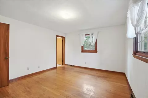 Bedroom - 948 Malone Ave, Kettering, OH 45429 photo 3 of 10