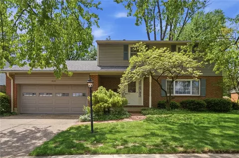 Exterior - 948 Malone Ave, Kettering, OH 45429 photo 2 of 11