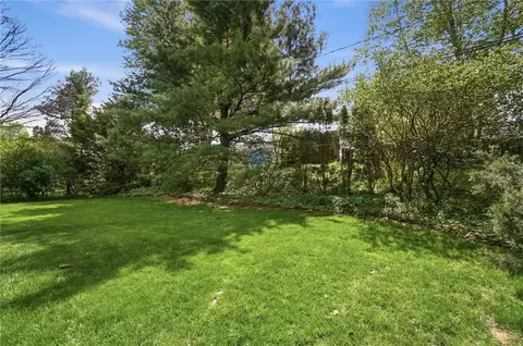 Exterior - 948 Malone Ave, Kettering, OH 45429 photo 8 of 11