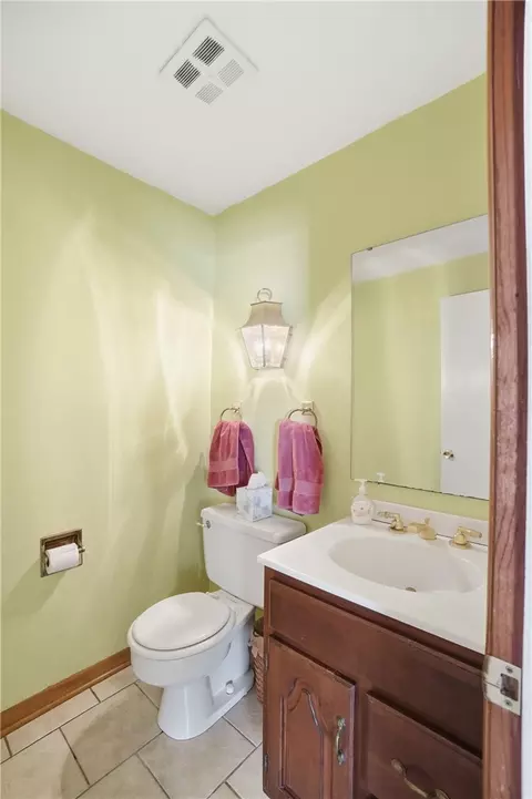 Bath - 948 Malone Ave, Kettering, OH 45429 photo 1 of 6